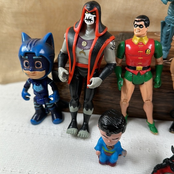 Toy Figurines lot - Picture 2 of 4